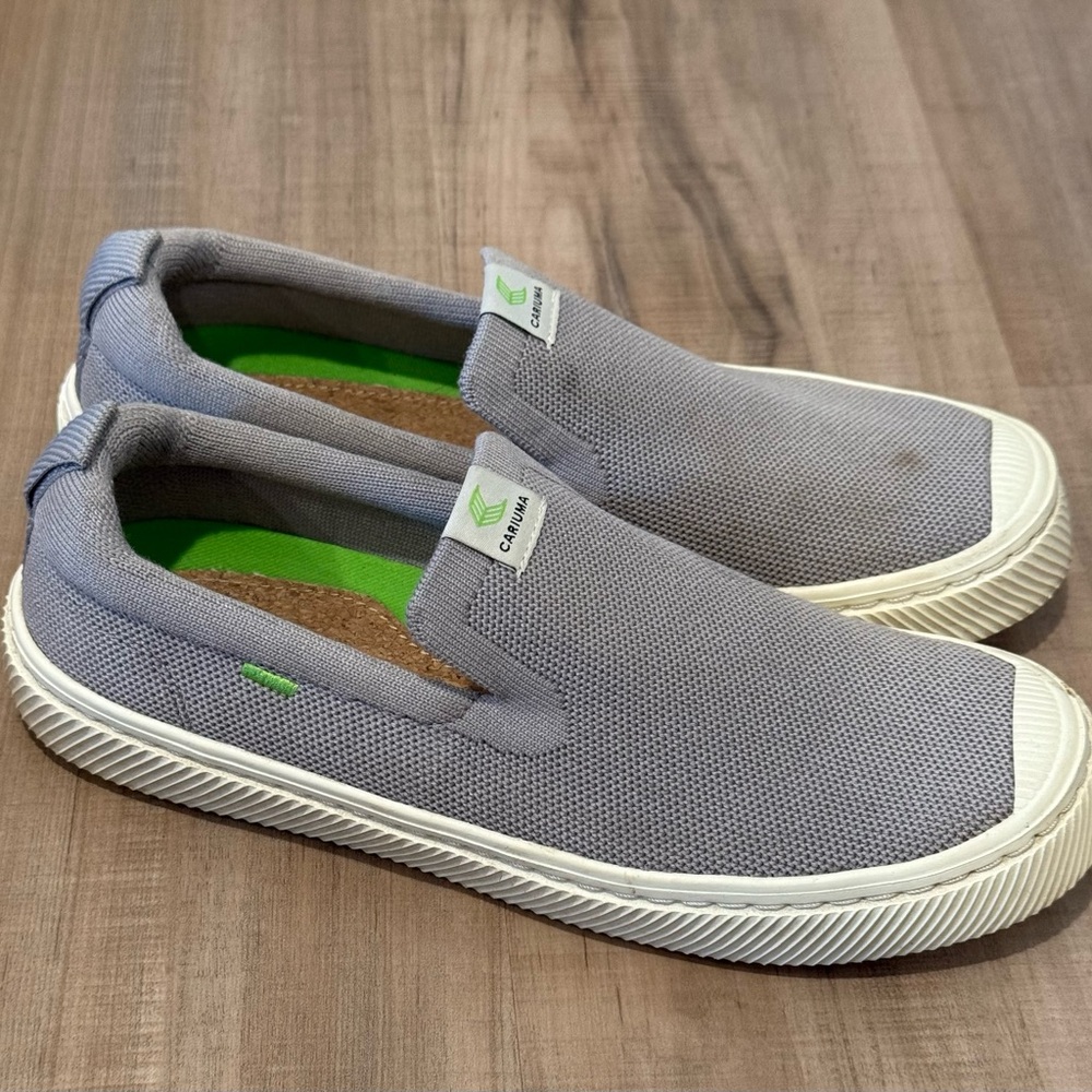 Cariuma Gray Slip-On Sneakers